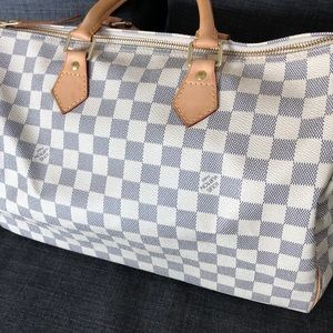 Authentic LV Speedy - no trades no low offers plz
